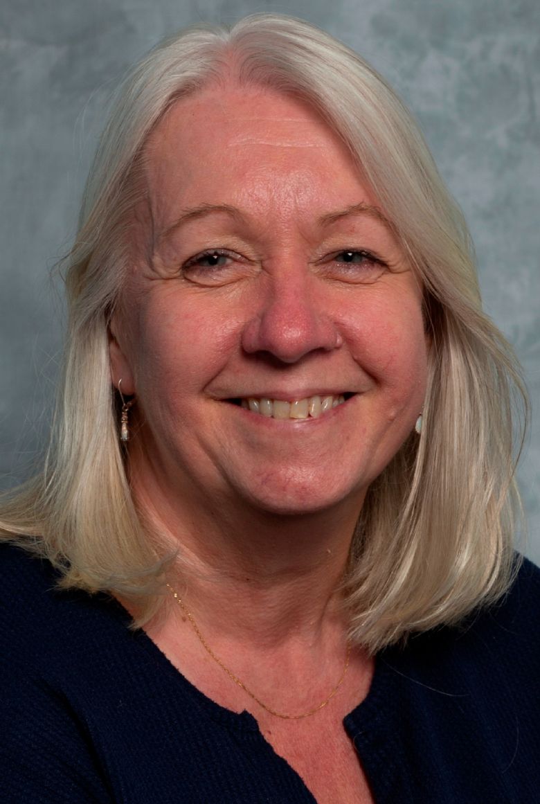 Mrs M Giles